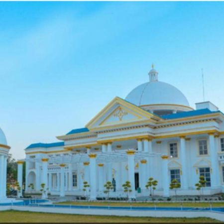 The Royal Palace Dewas Экстерьер фото
