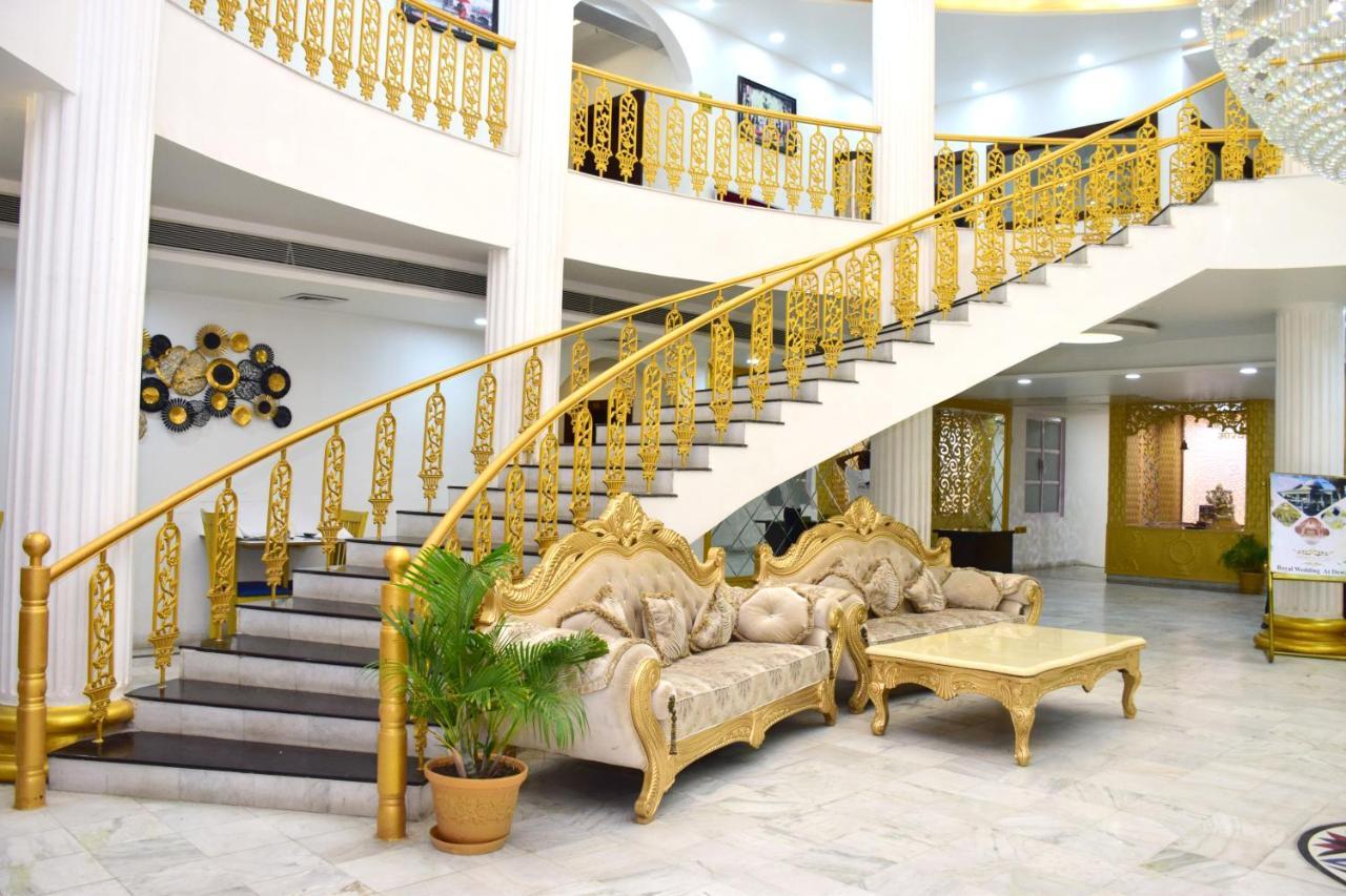 The Royal Palace Dewas Экстерьер фото