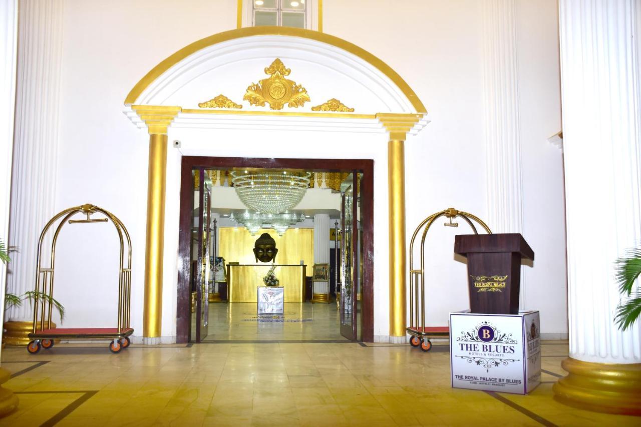 The Royal Palace Dewas Экстерьер фото
